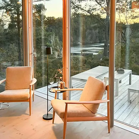 Architect-designed With Fjordviews أريسُر