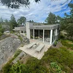 Semesterbostad Architect-designed With Fjordviews *